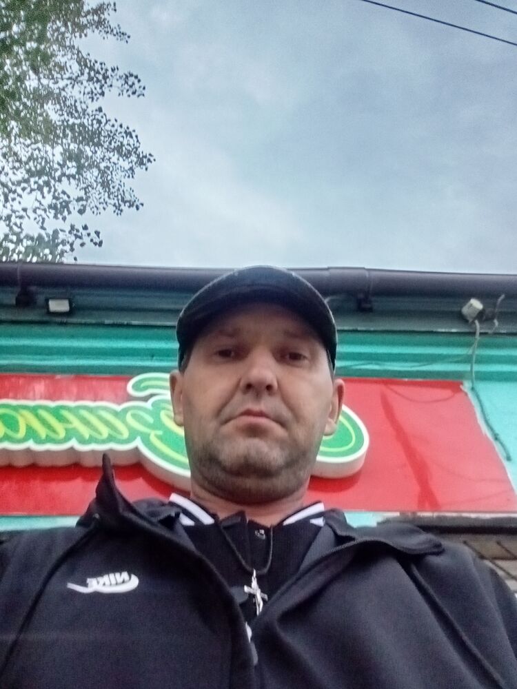  46988984  , 39 ,    