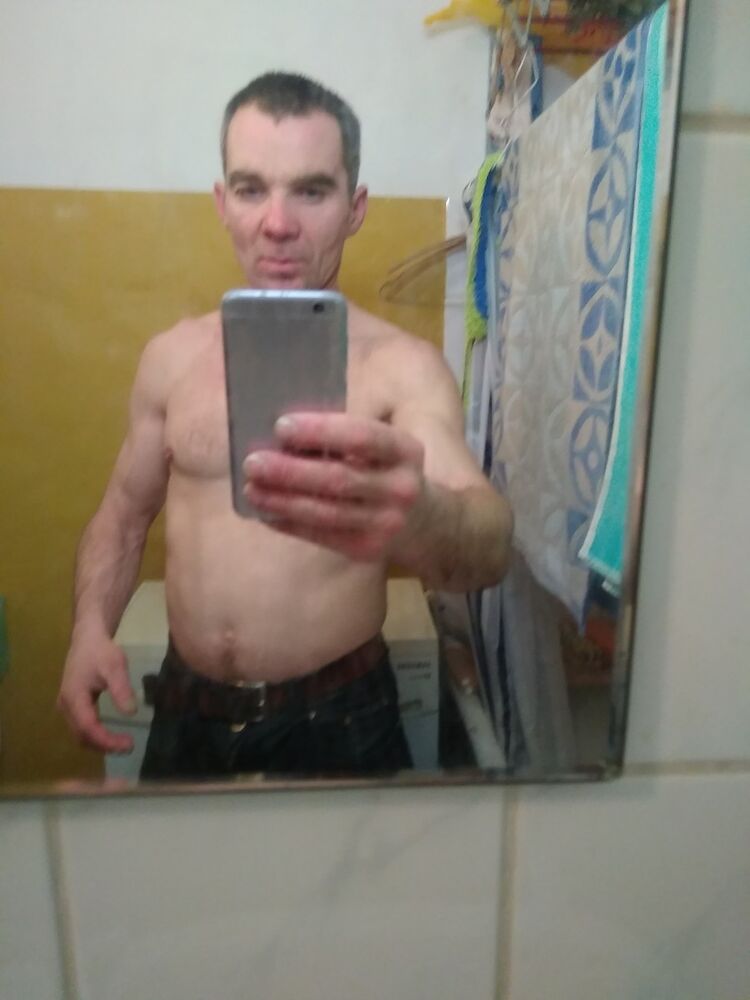  ,   Robert, 48 ,   ,   , c 