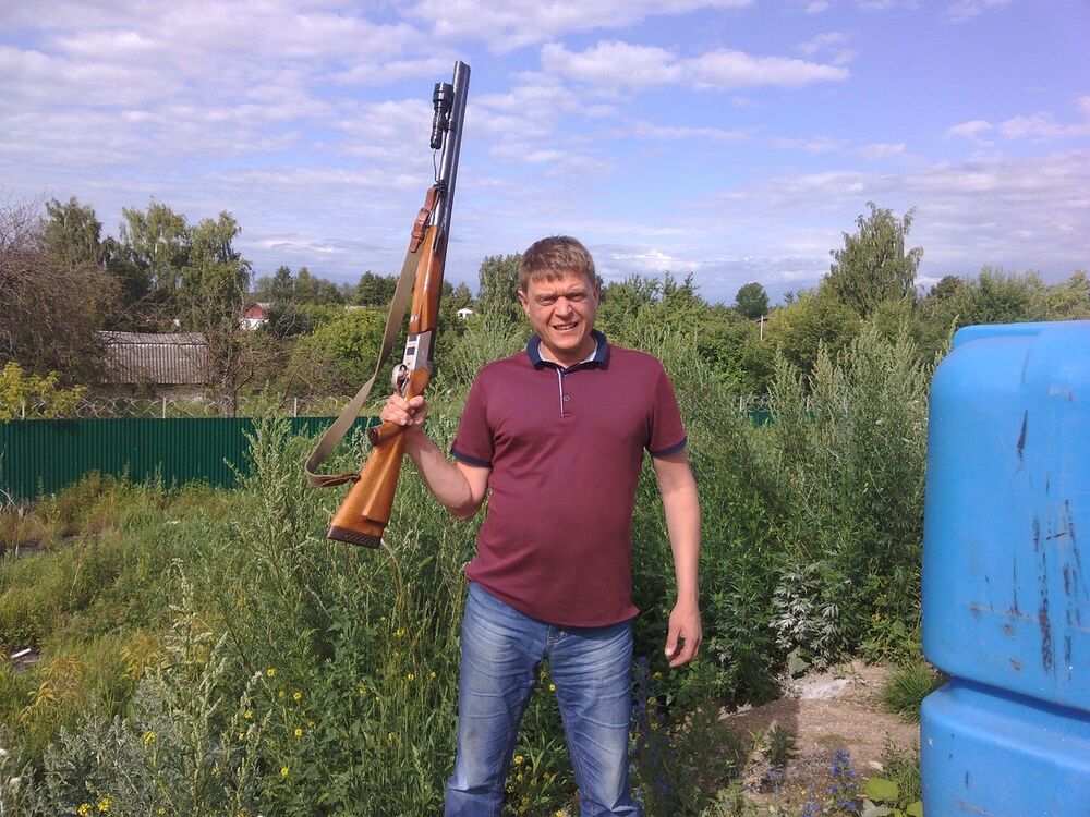  9988744  Vlad, 47 ,     