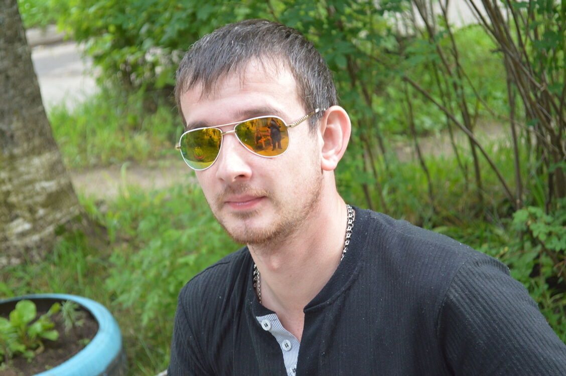  ,   Laky , 39 ,   ,   , c 