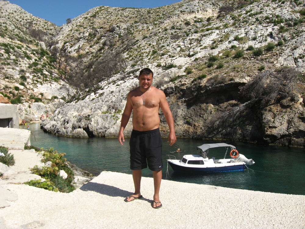  6738864  , 49 ,    -