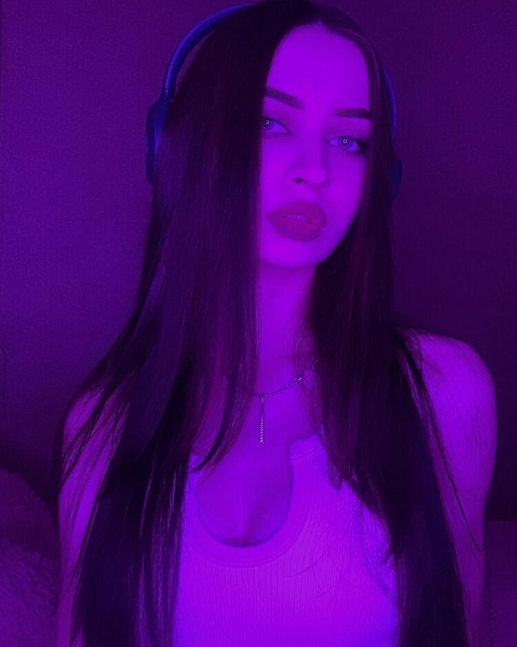  31847374  , 22 ,    --