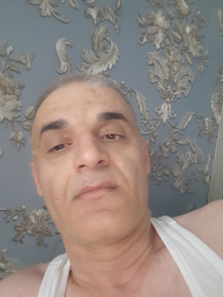  37297954  Armen, 44 ,    