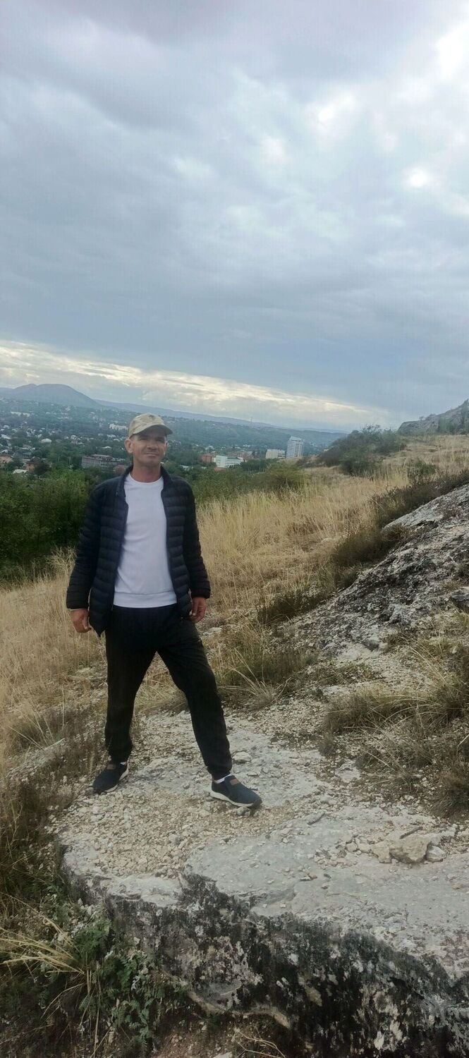  53742864  , 42 ,    