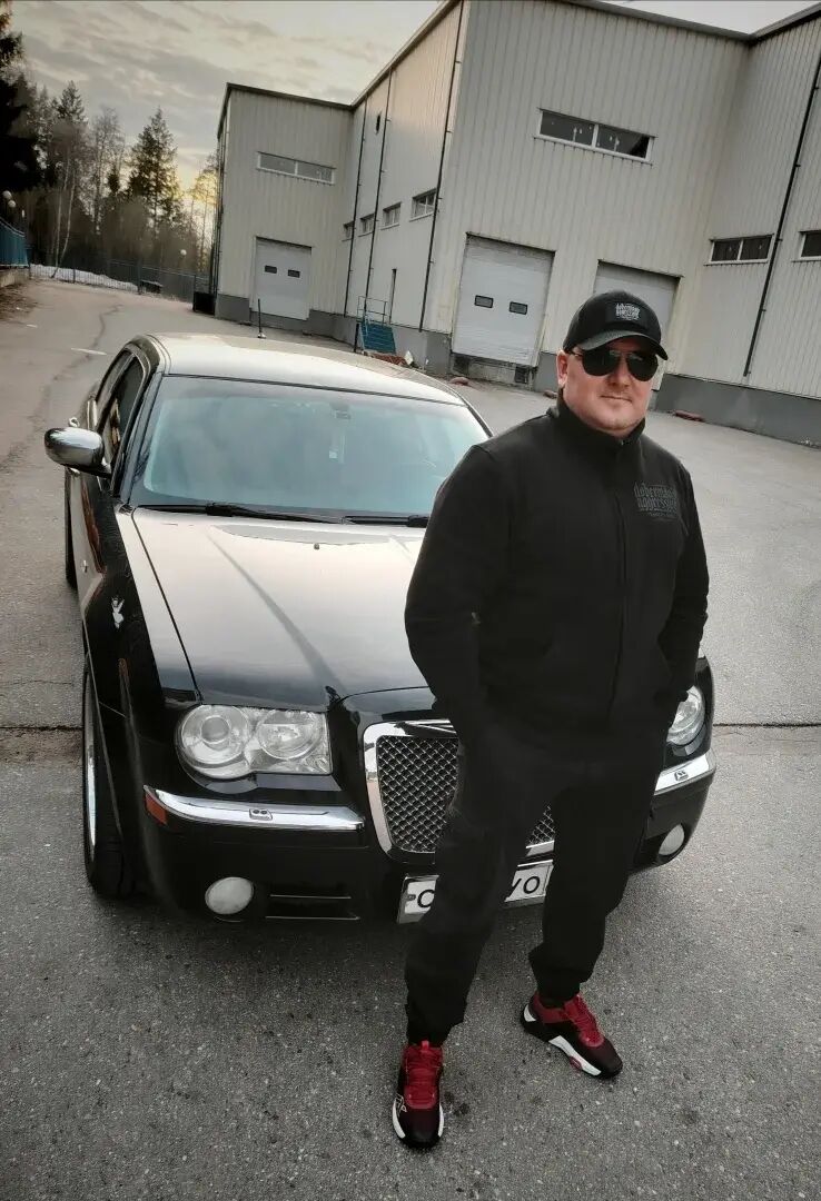  51823524  Steven, 55 ,    