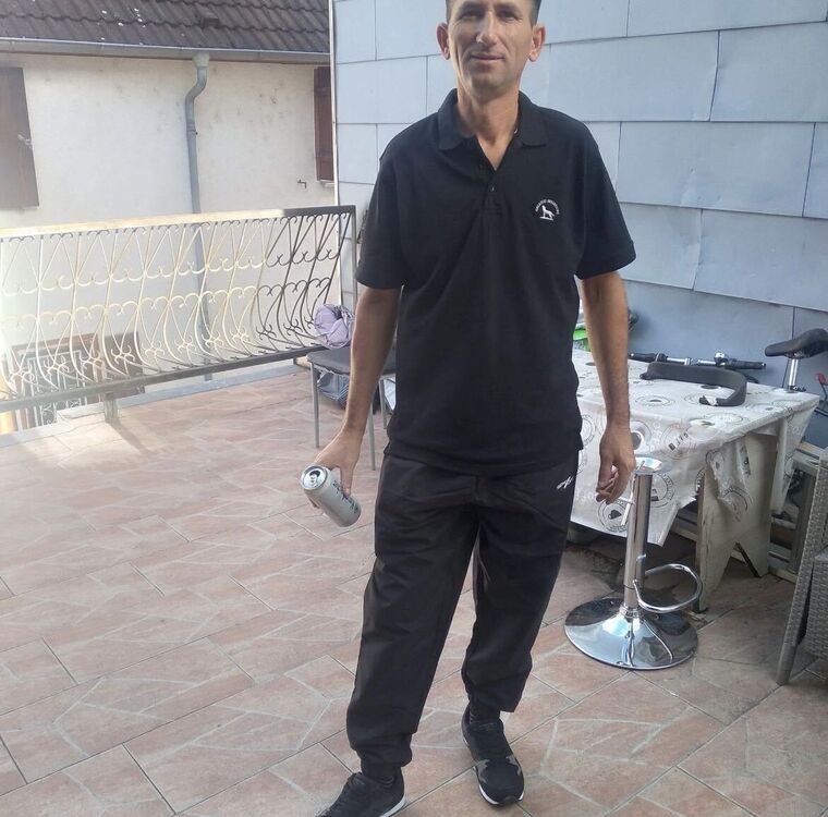  ,   Valeri, 47 ,   ,   