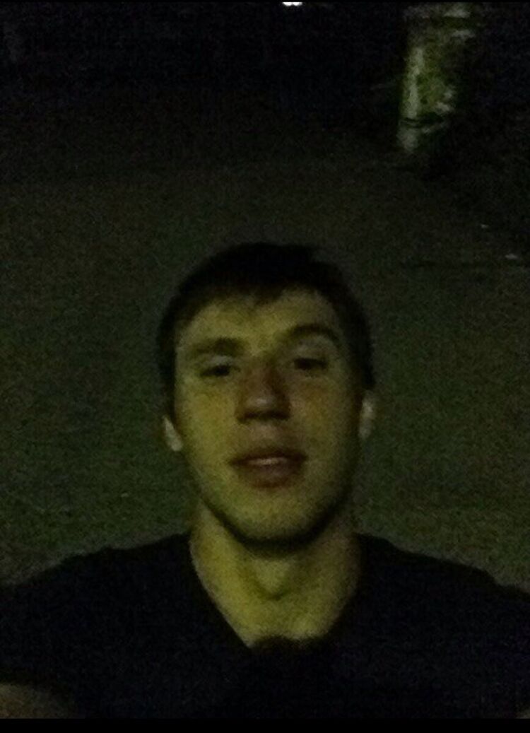  20621404  Denis, 31 ,    