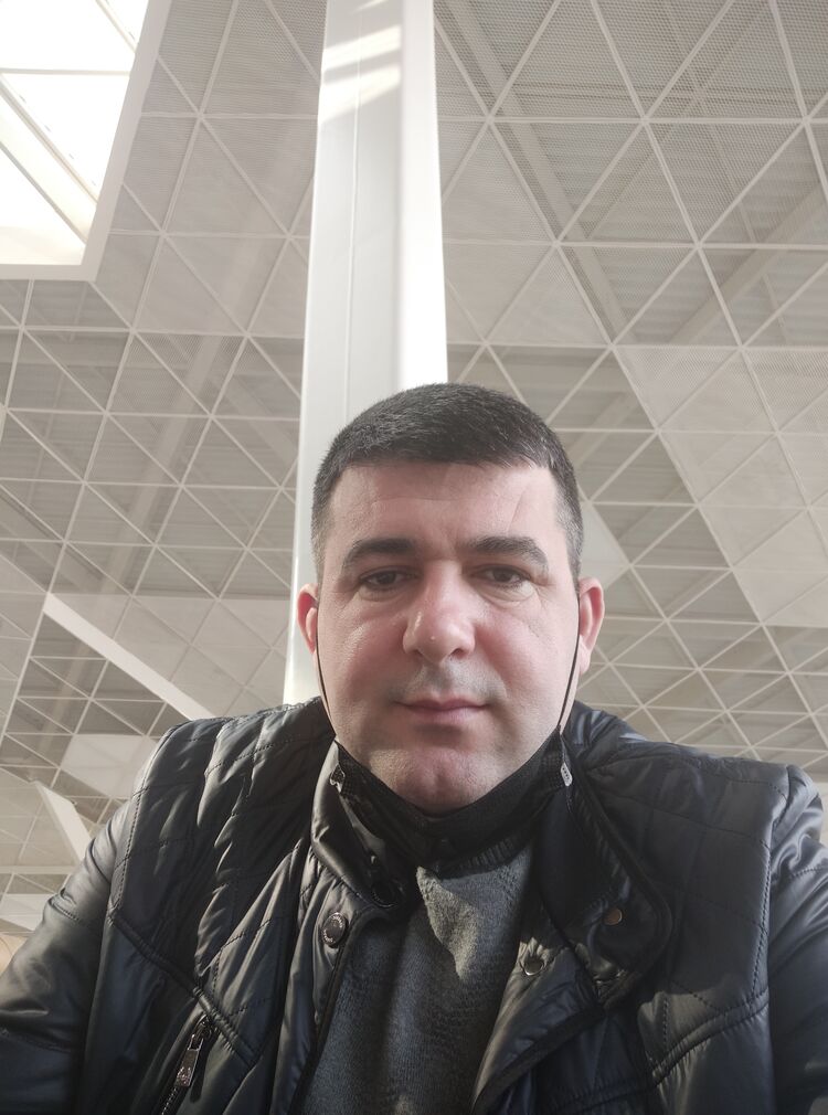  24128974  , 40 ,    