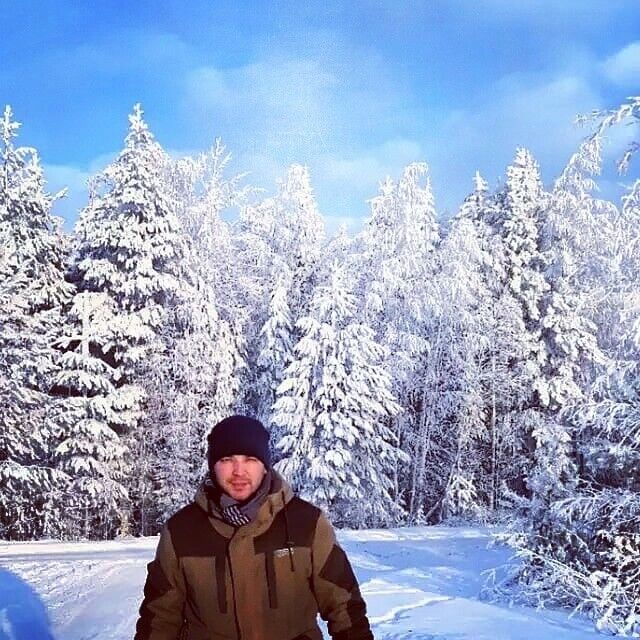  43459474  Utkir, 39 ,    