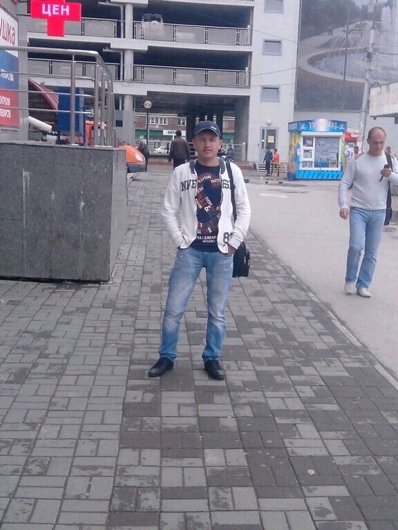  30769674  BEK, 43 ,    