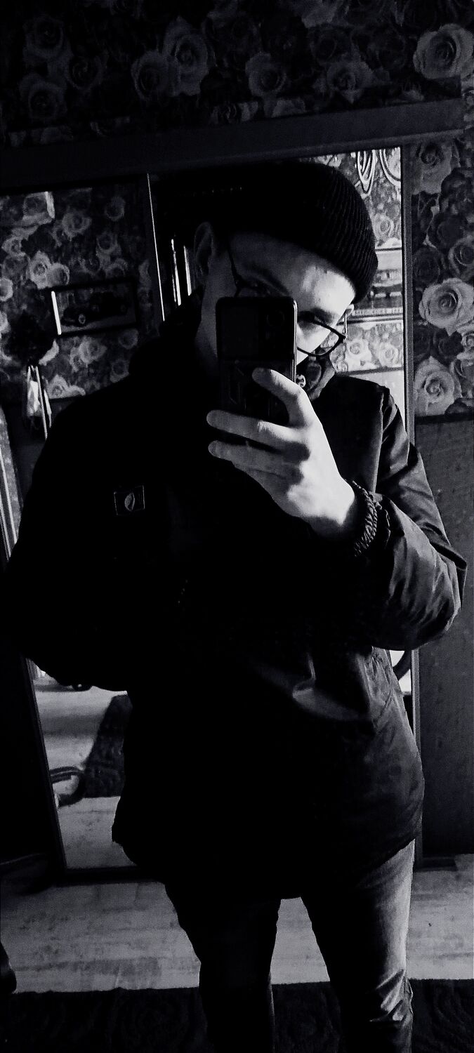  33698574  , 24 ,    