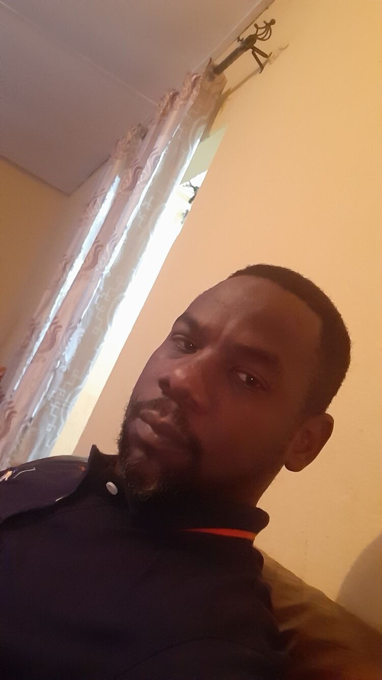  48649284  MohamedCross, 36 ,    