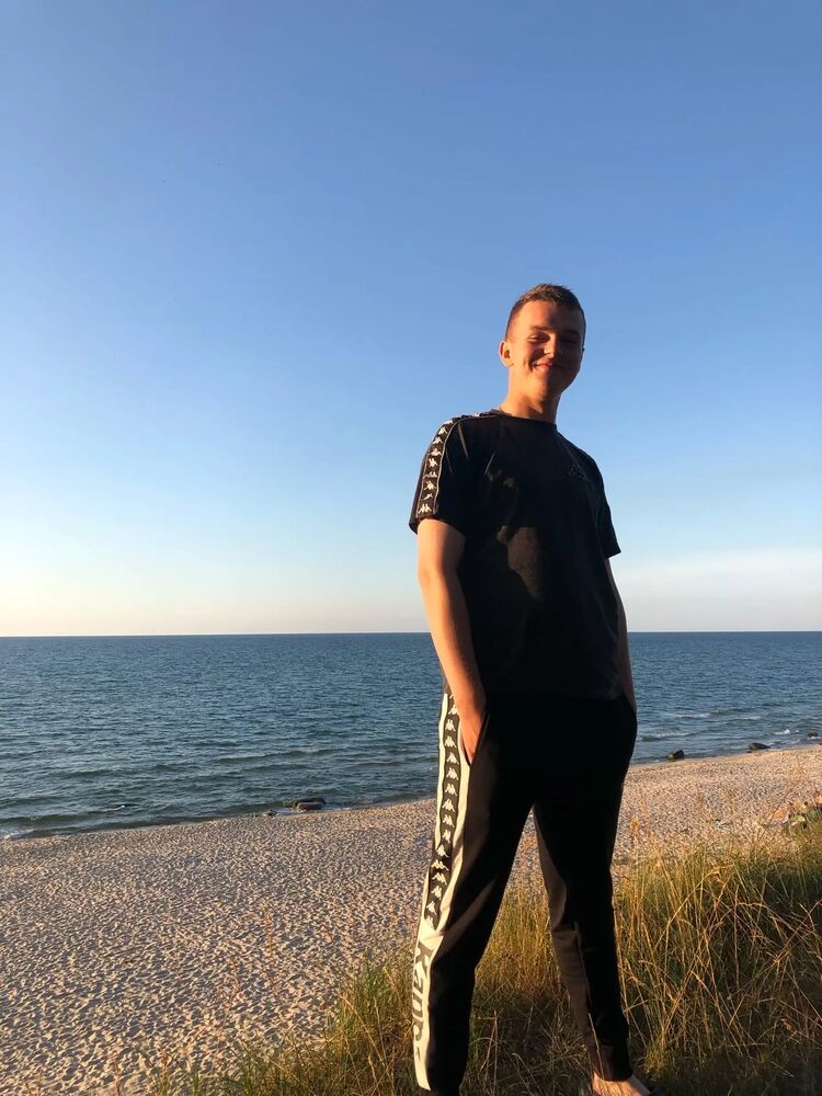  ,   , 24 ,   ,   