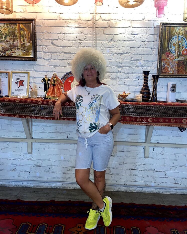  30360984  Natali, 52 ,    