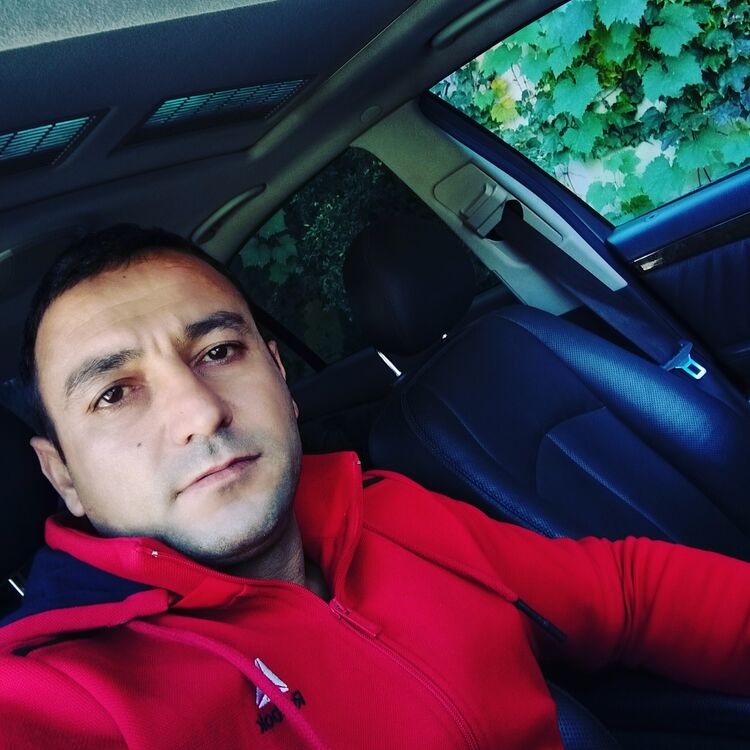  25772674  Musabi, 41 ,    Naaldwijk