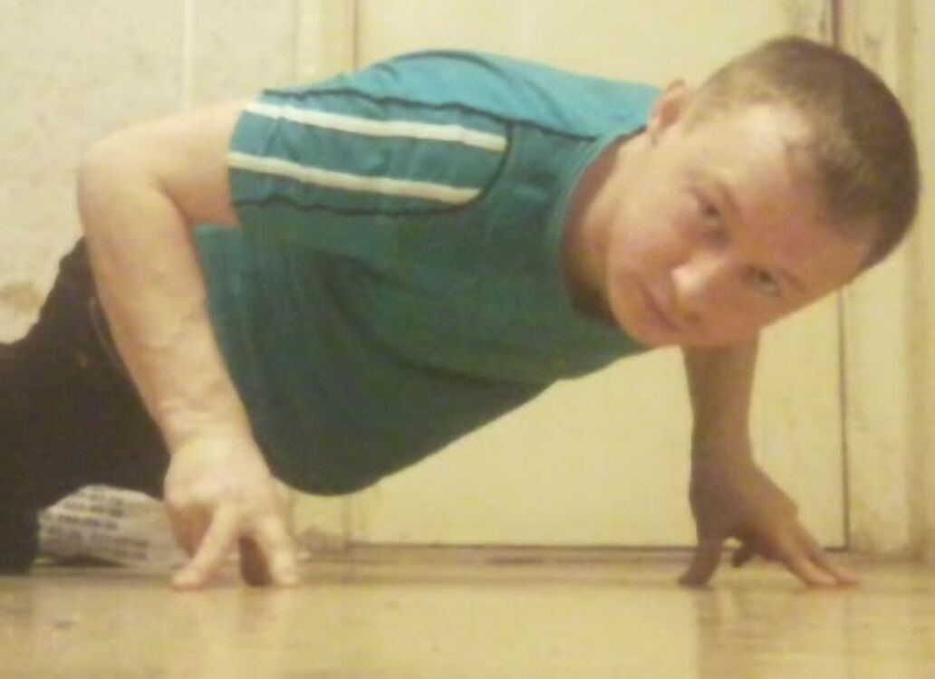 ���� 25047474 ������� �����, 42 ����, ���� ���������� � ������