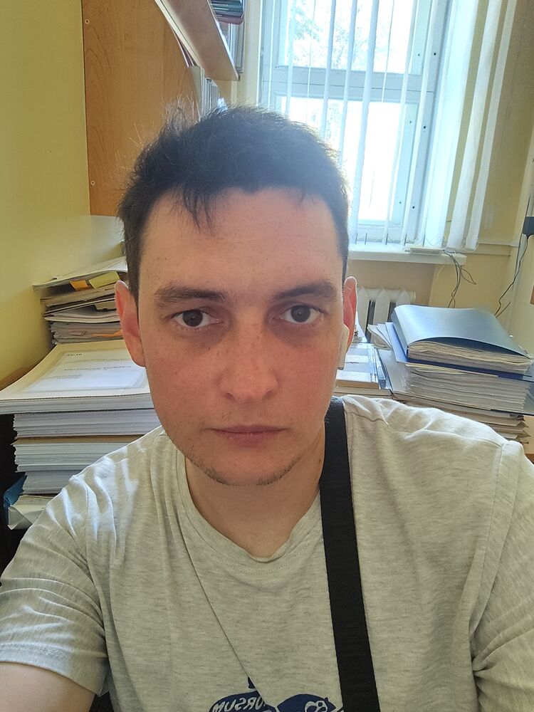  53749074  Alexander, 33 ,    