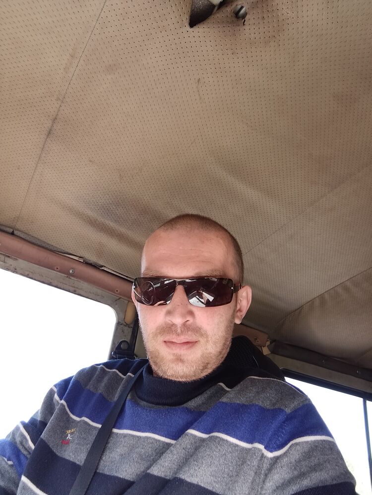  51645864  , 43 ,    