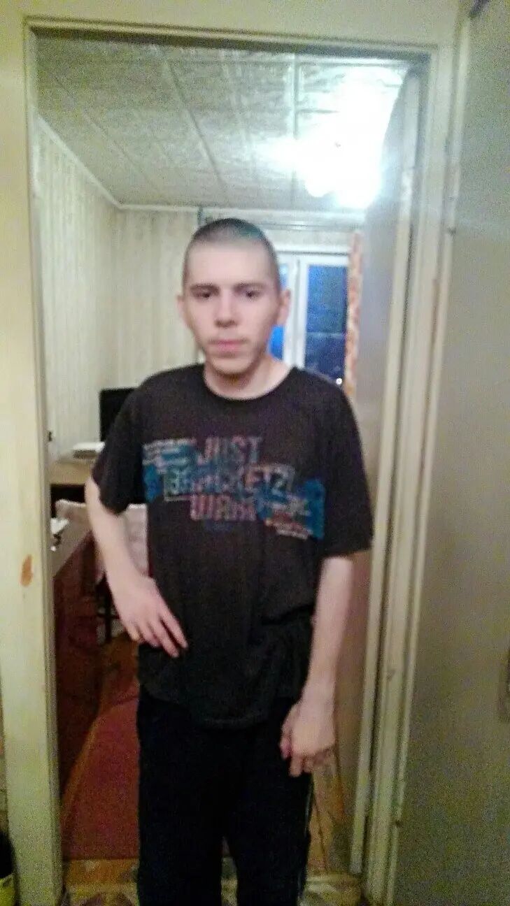  32327044  , 30 ,    