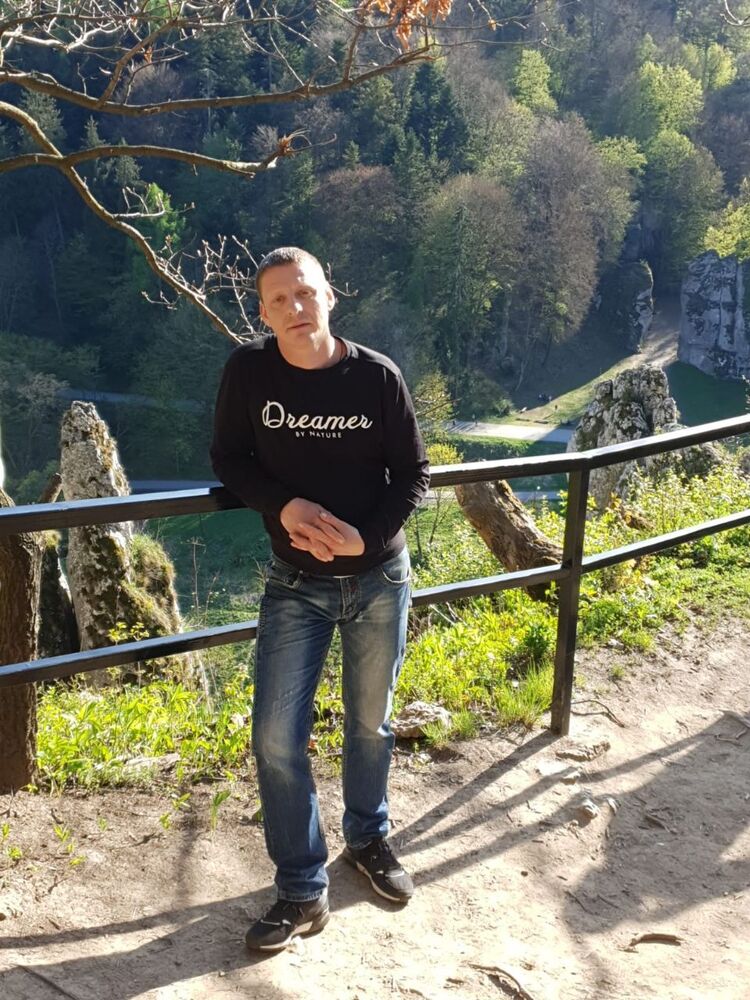  Warszawa,   , 42 ,   ,   