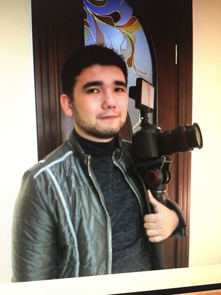  13978384  Bahtiyor, 31 ,    