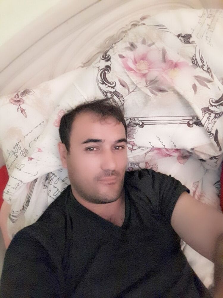  18460234  Ihtiyr, 42 ,    