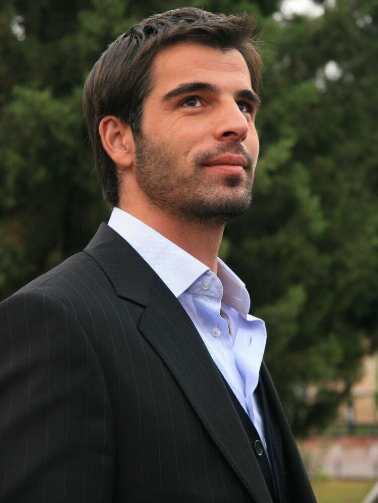 ���� 43415754 ������� Adamir, 32 ����, ���� ���������� � �������