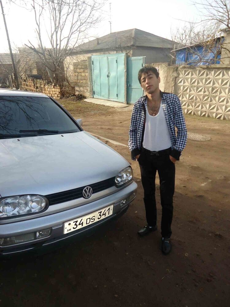  4255784  Tyush, 34 ,    