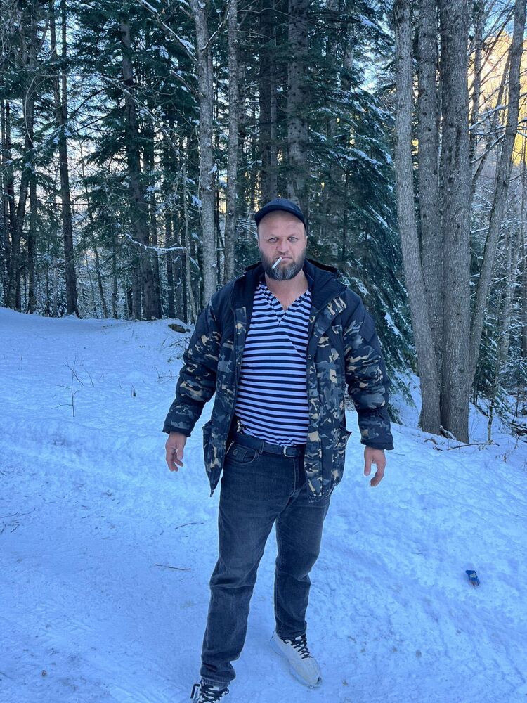  49780784  e, 37 ,    Deleted