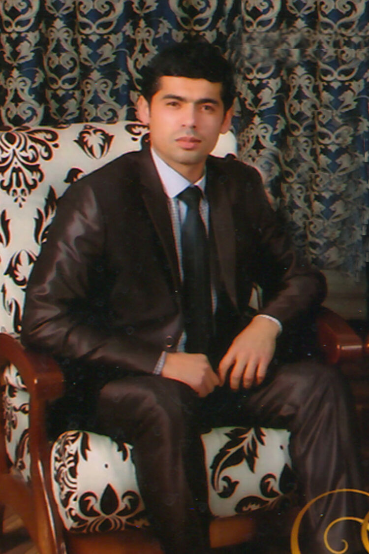  ,   Jahongir, 35 ,     , c 