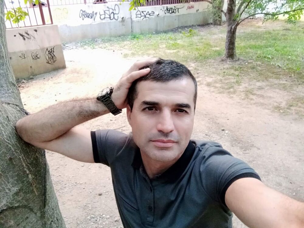  33718514  , 44 ,    