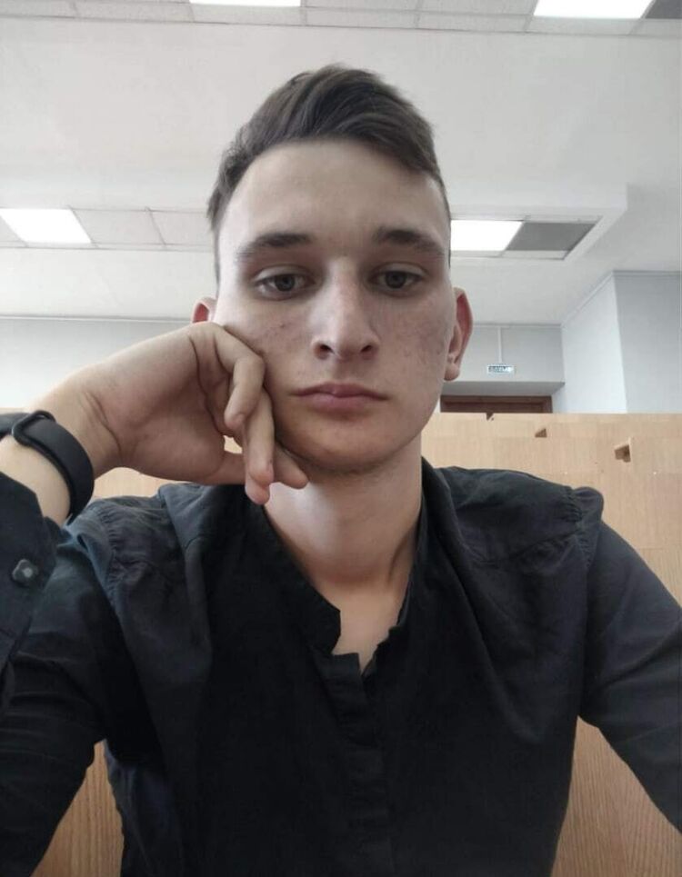  29834234  Ivan, 21 ,    