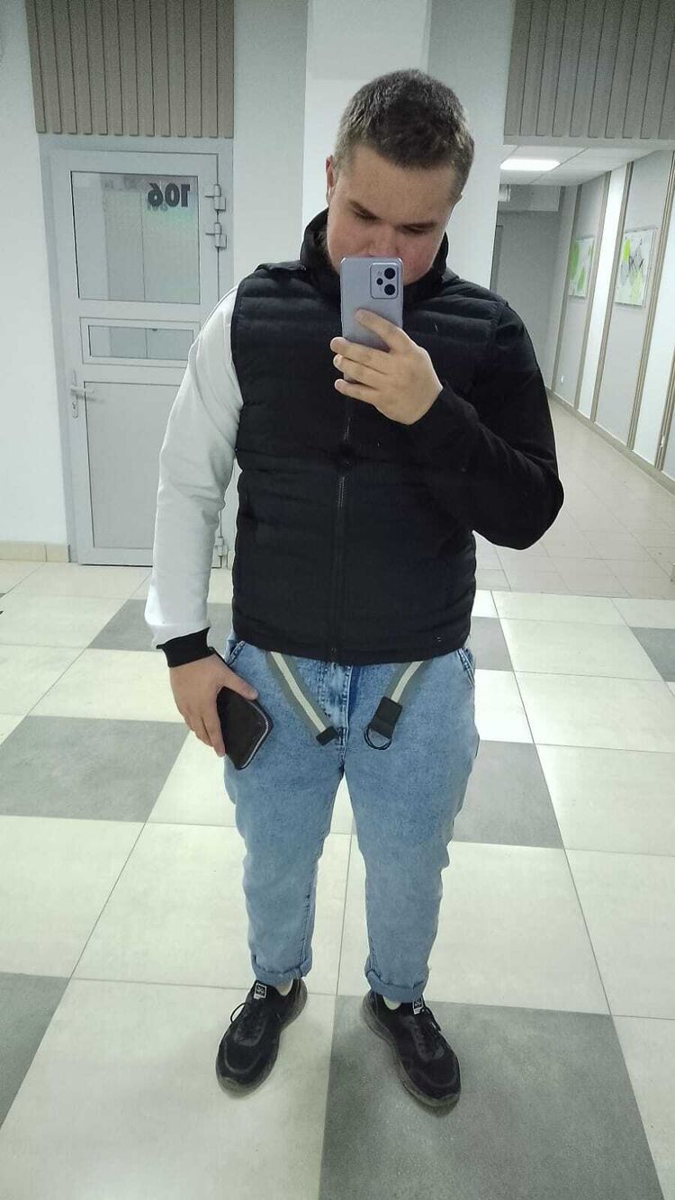  39103064  , 23 ,    