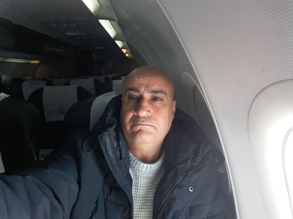  54471334  Haider, 48 ,    