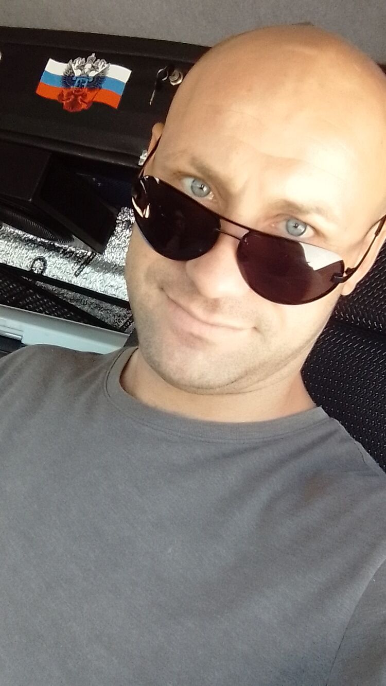  44841124  Dima, 37 ,    