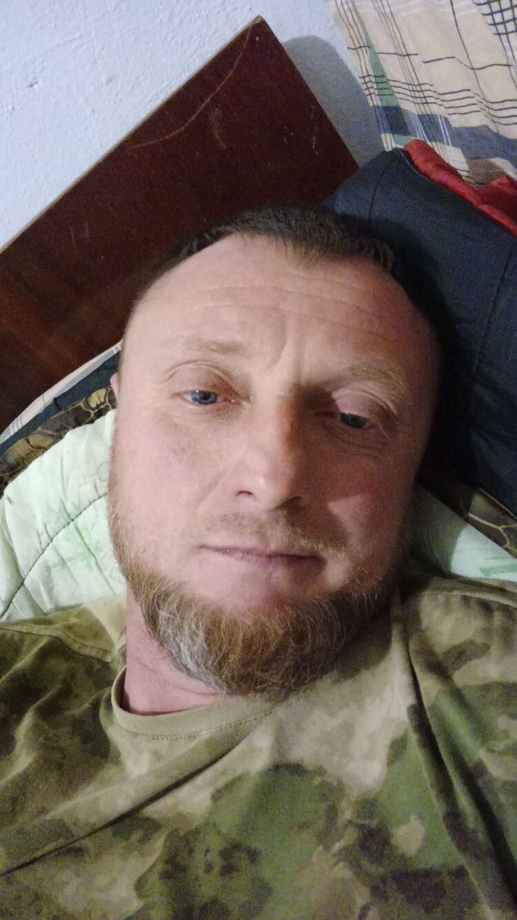  31079274  , 44 ,    