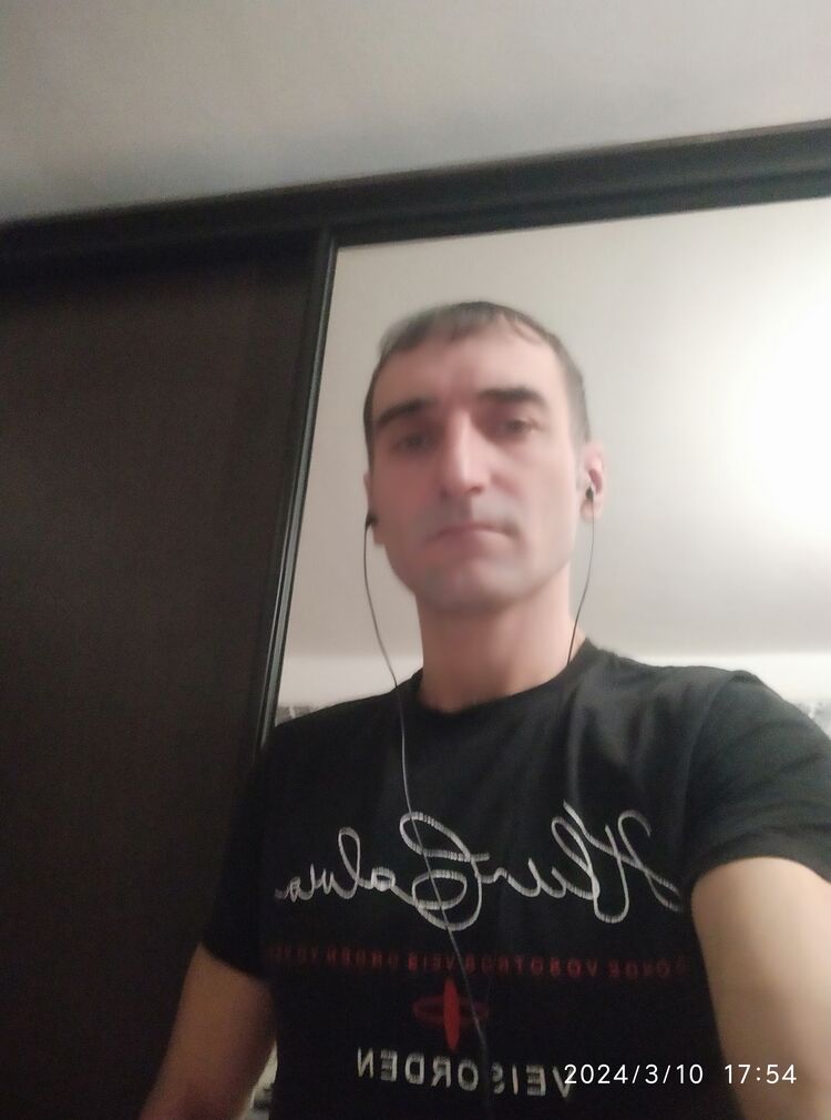  46458864  Alik, 31 ,    