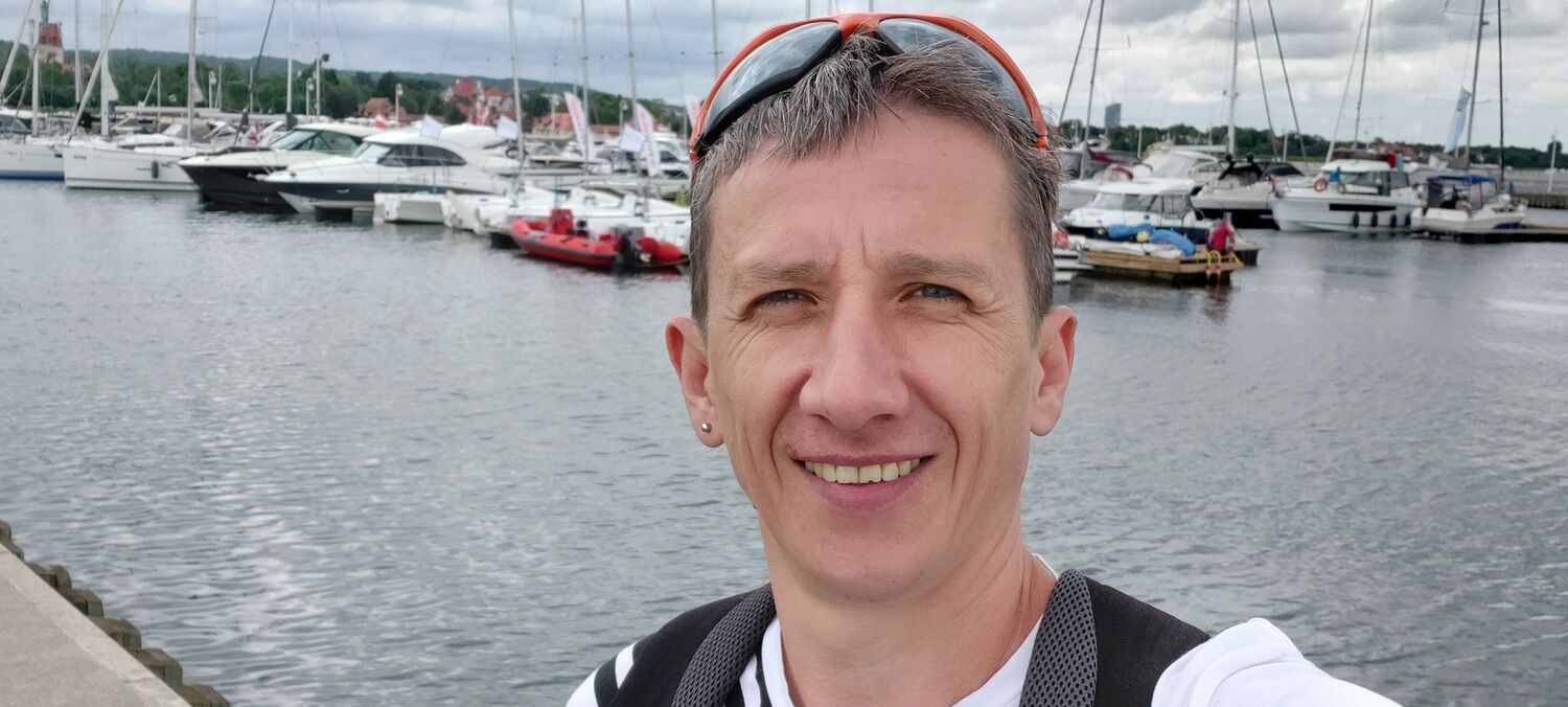  ,   Sergei, 44 ,   ,   , 