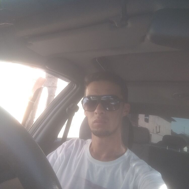  21700594  JONI Jon, 35 ,    