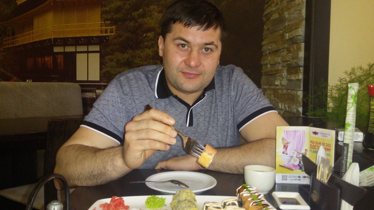  ,   Oleg, 48 ,  
