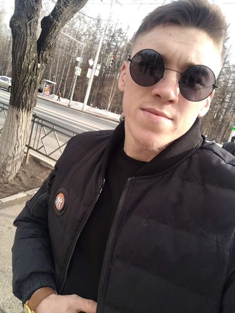  27065564  Alecsandr, 24 ,    