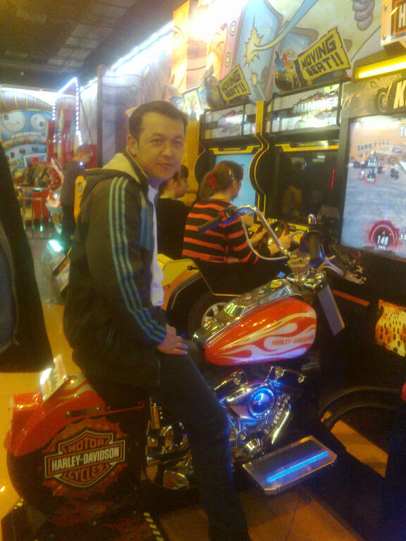  ,   Isfandiyor, 39 ,   