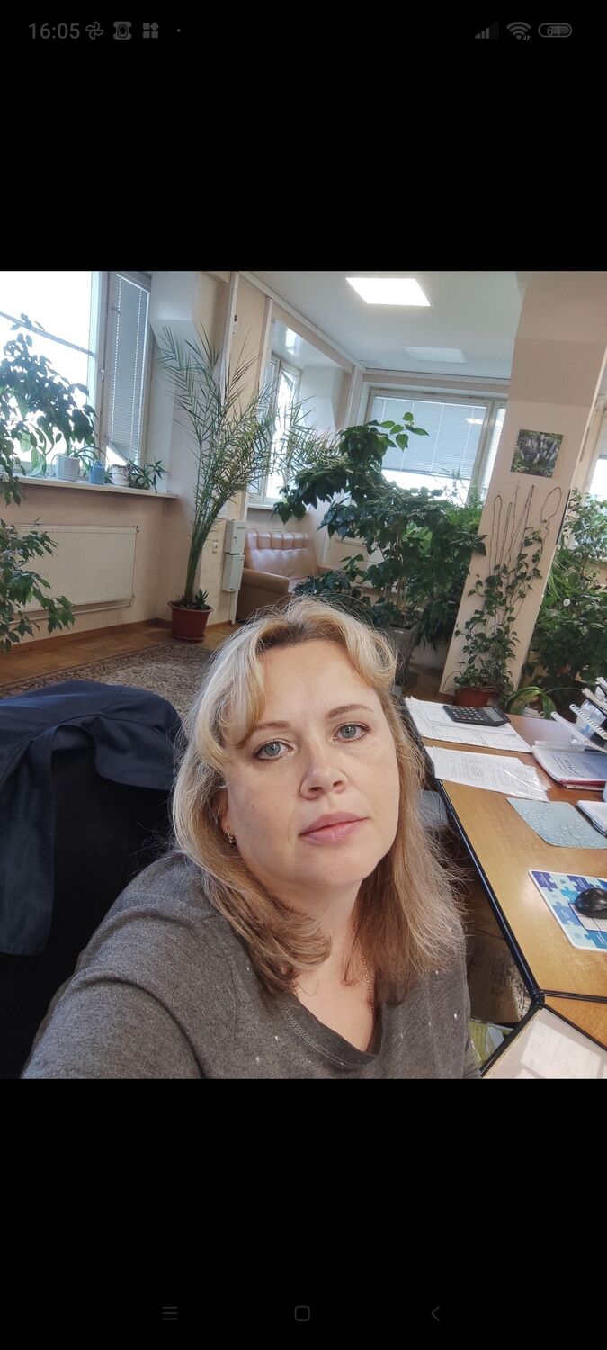  39881034  Larisa, 45 ,    