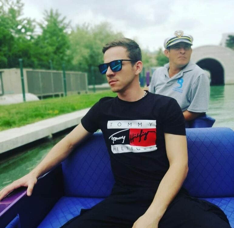  ,   , 29 ,   ,   