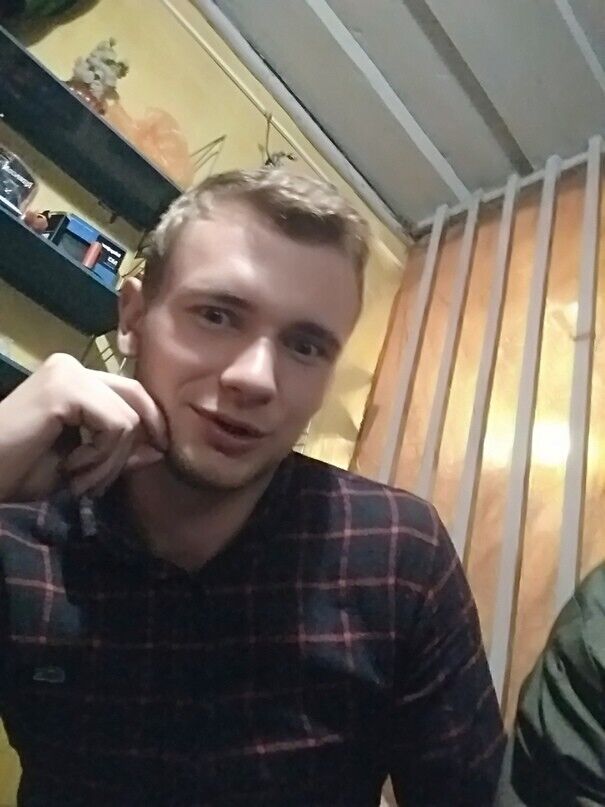  ,   Anton, 29 ,   ,   