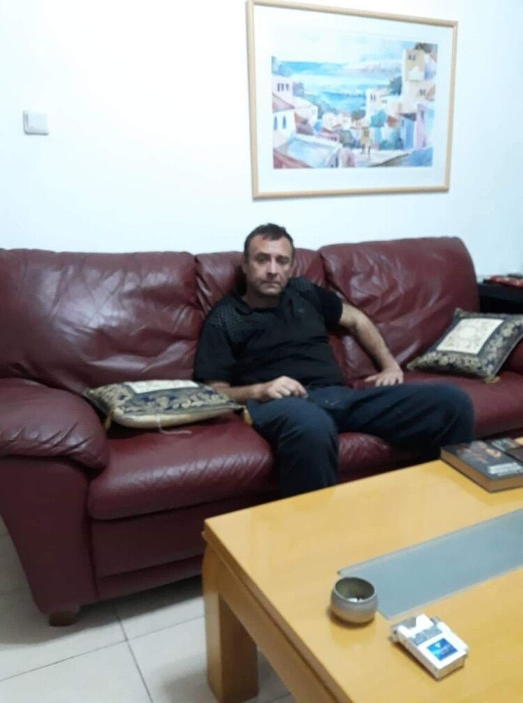  16063264  Dato, 51 ,    Holon