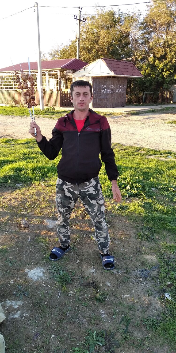  29723434  Mikail, 35 ,    