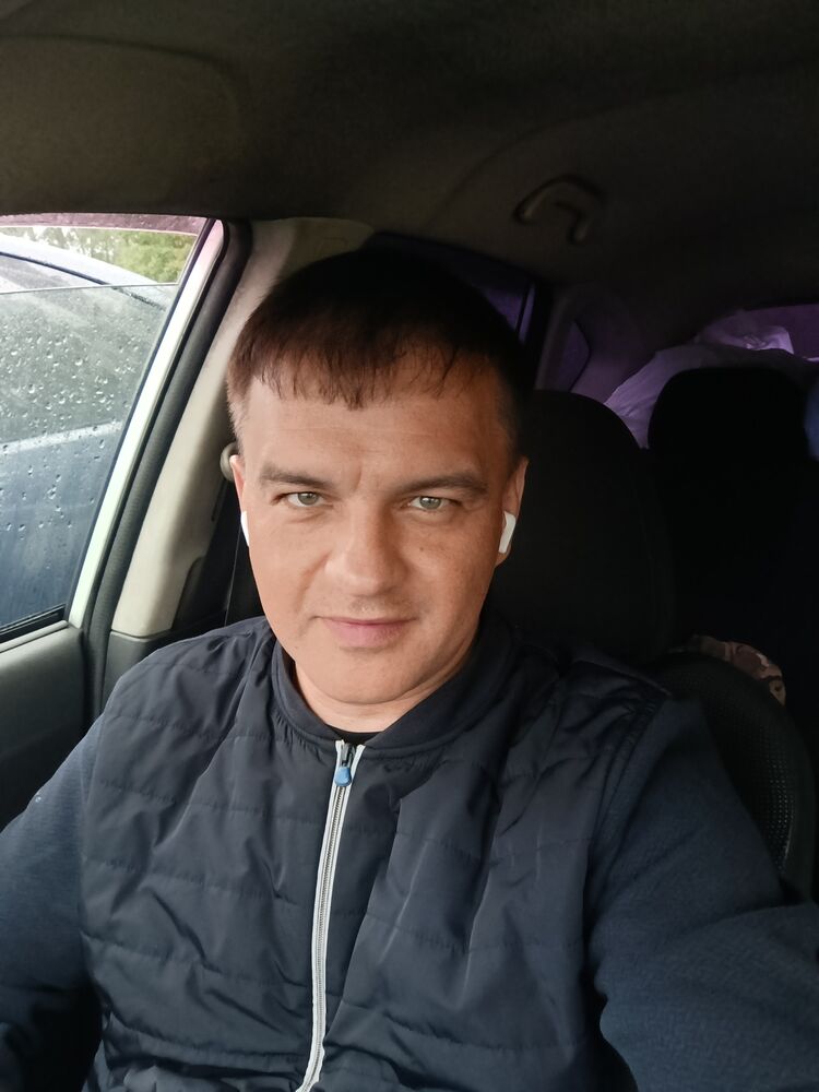  52703614  Nick, 43 ,    