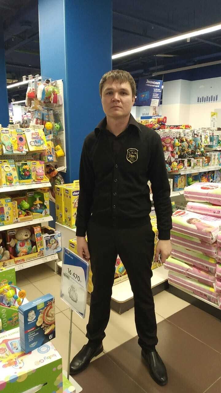  ,   Deni, 36 ,   ,   