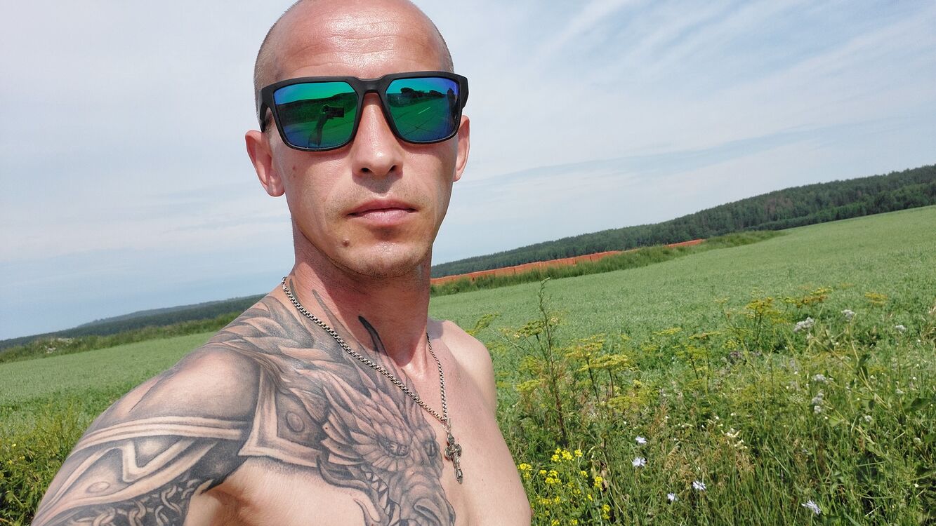  45192224  Ivan, 39 ,    